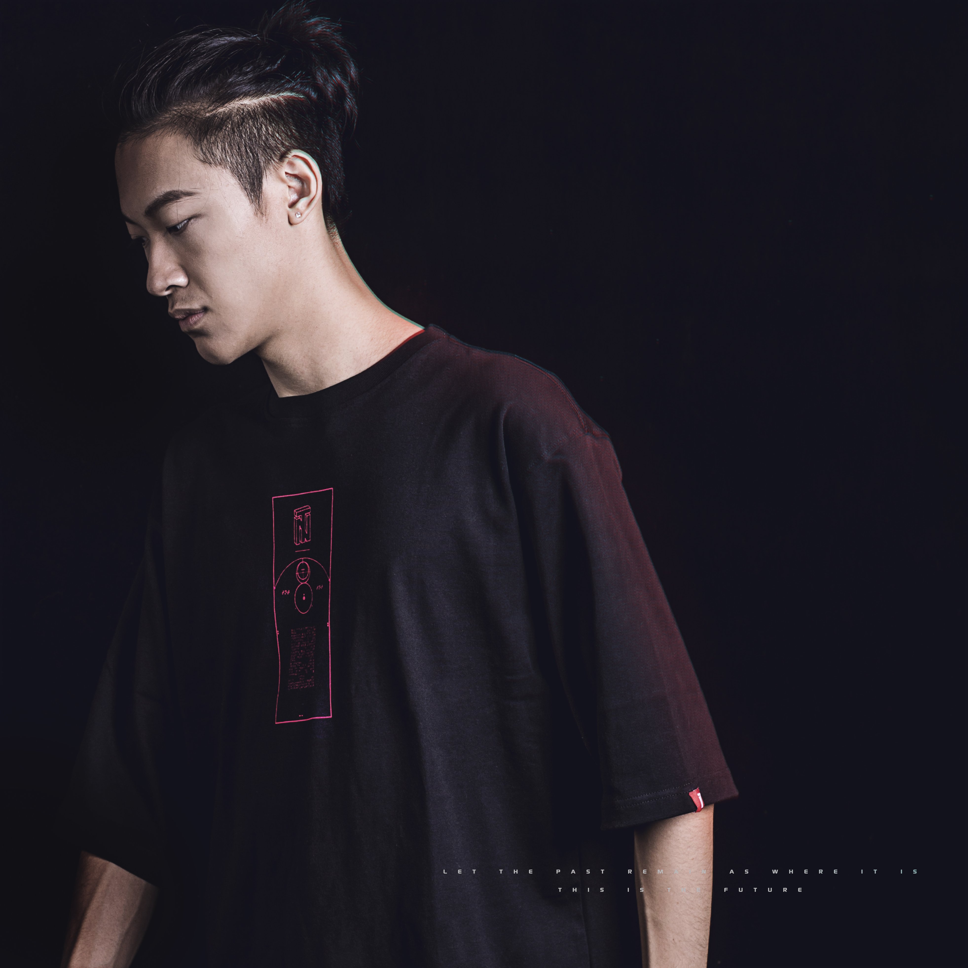 三亿体育手机版_《爱你3000》MV则将于9/10中午12点在YouTube《潘玮柏官方频道》首播