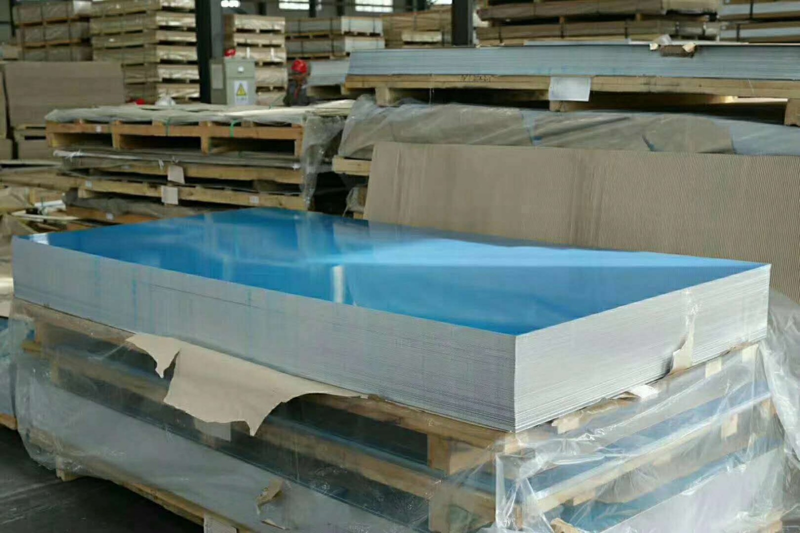 三亿体育|
“玉人在线 立刻点击” 低俗弹窗广告层出不穷 如何净化上网情况?