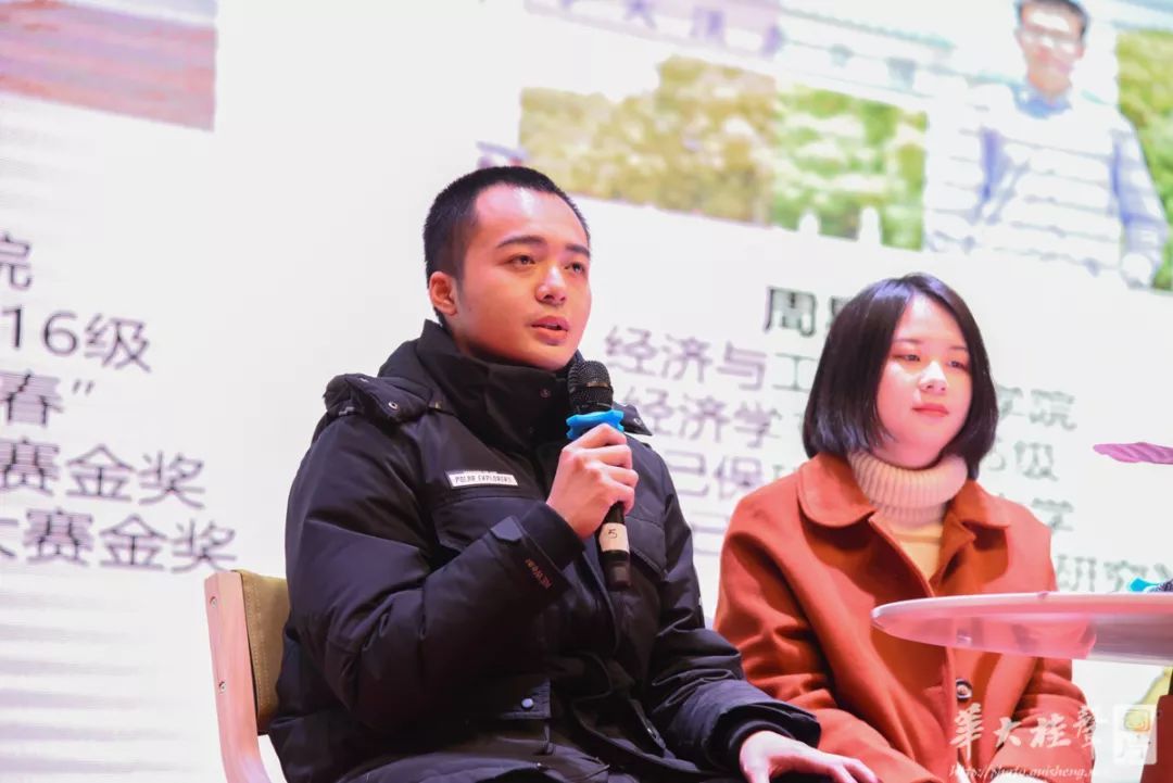 三亿体育官网_电梯投影广告让电梯变得有趣有趣