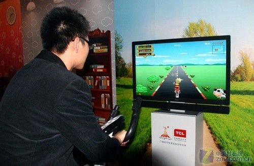 三亿体育官网_《一出好戏》曝成功版海报 “小职员”黄渤惊险逆袭(图4) 三亿体育官网