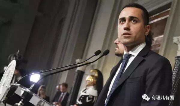 三亿体育官网：《小小的愿望》因“制作原因”撤档 2019内地暑期档魔幻多变