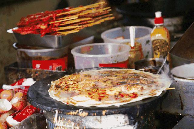 三亿体育官网：现在一些商家为了广告效果真是拼了